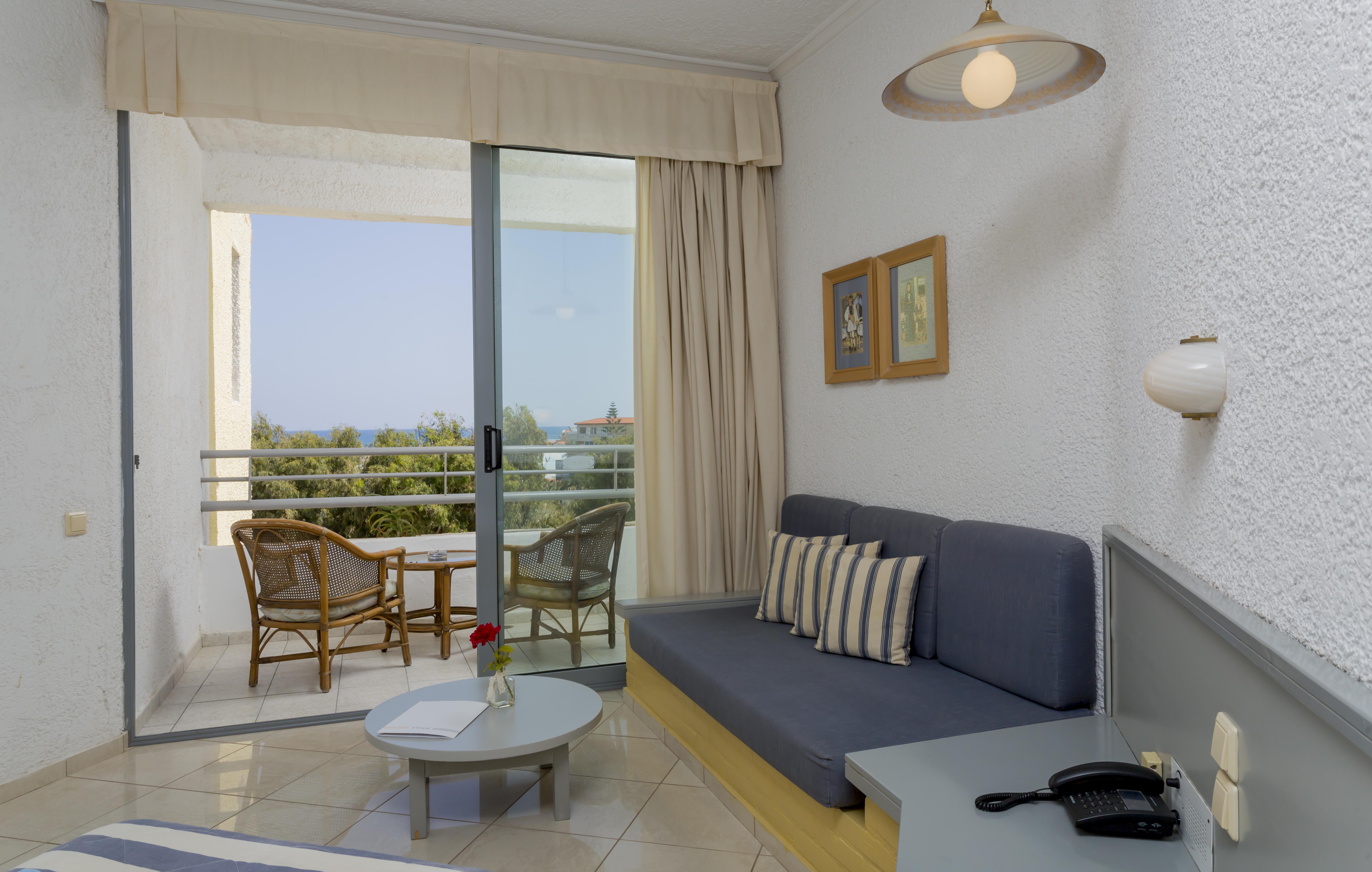 Dessole Dolphin Bay Hotell Amoudara Lasithiou Exteriör bild