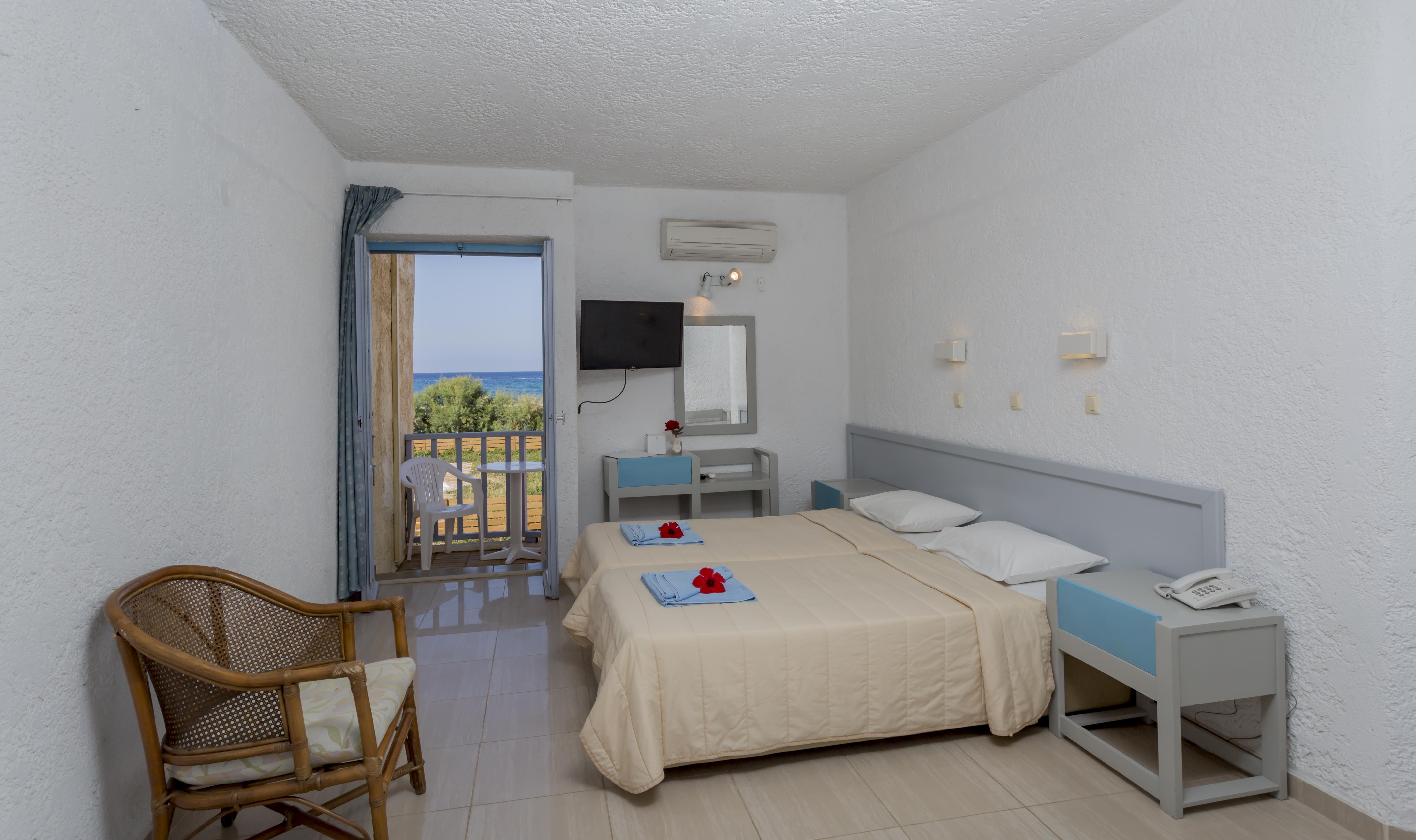 Dessole Dolphin Bay Hotell Amoudara Lasithiou Exteriör bild